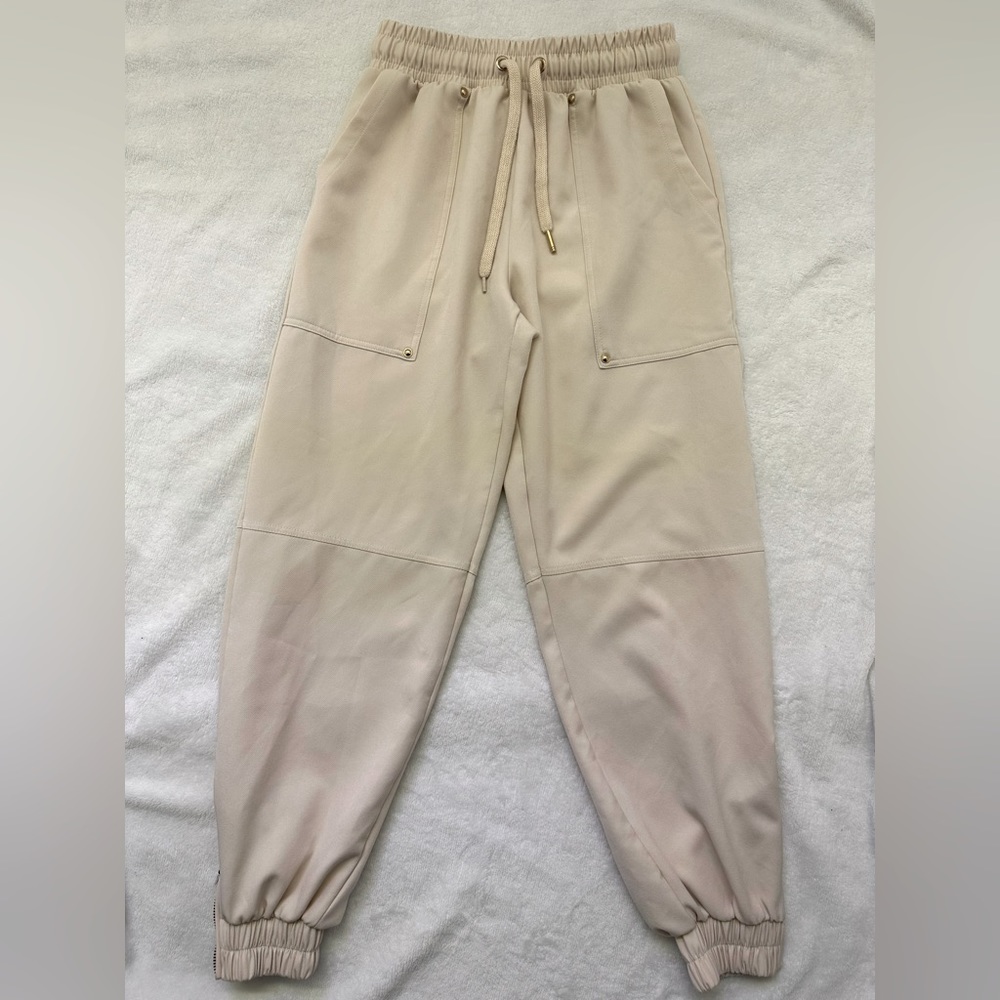 zara joggers white cream xs